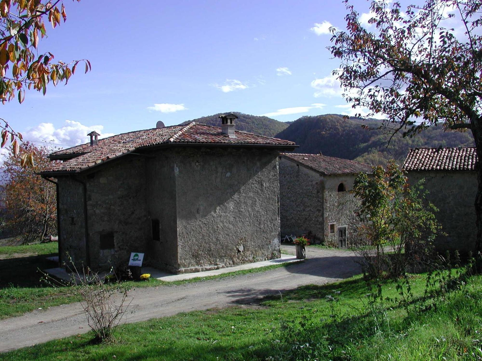 La Piana Dei Castagni Villa Castel d'Aiano Luaran gambar